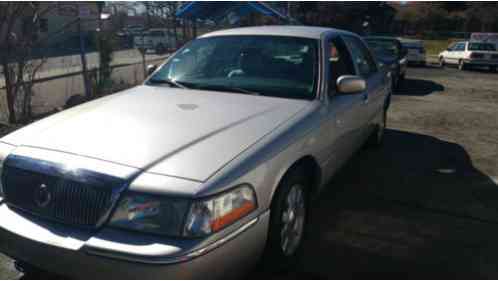 2004 Mercury Grand Marquis LS Sedan 4-Door