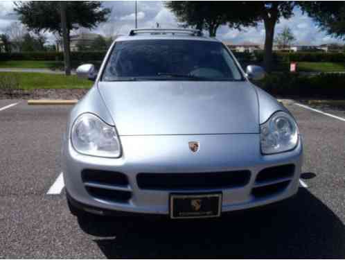 Porsche Cayenne S (2004)