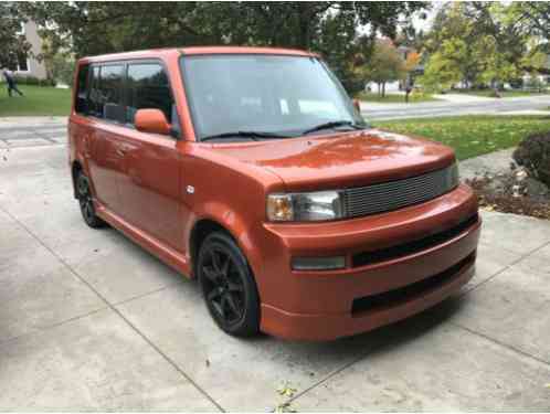 2004 Scion xB 5 door