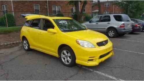 Toyota Matrix XR (2004)