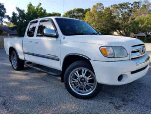 Toyota Tundra SR 5 Double Cab (2004)