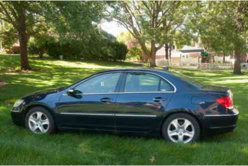 Acura RL Base Sedan 4-Door (2005)