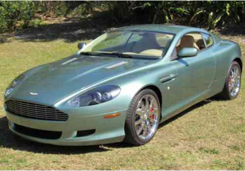 Aston Martin DB9 (2005)