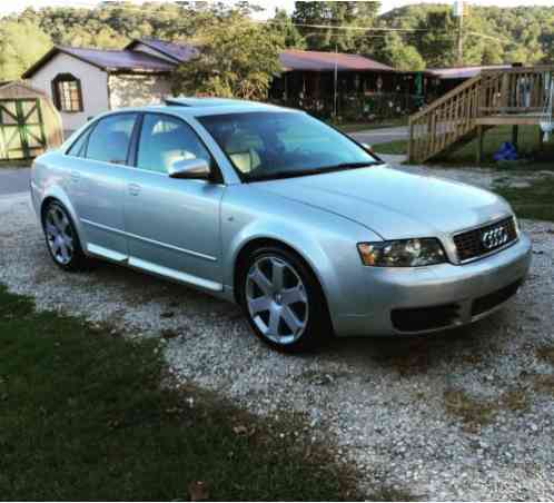 Audi S4 Base Sedan 4-Door (2005)