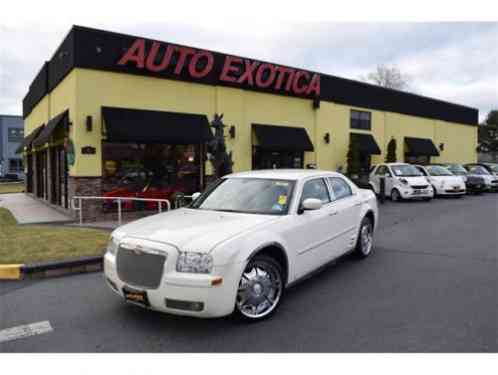 2005 Chrysler 300 Series 300 Touring