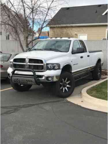 Dodge Ram 3500 SLT (2005)