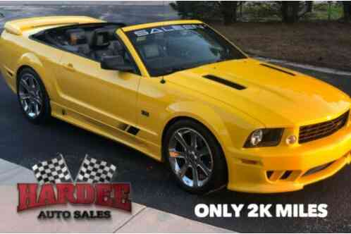 Ford Mustang Saleen (2005)