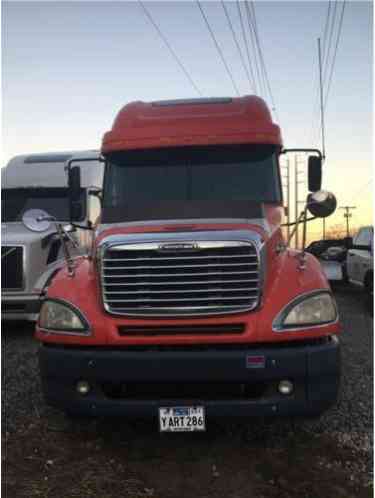 2005 FREIGHTLINER Columbia --