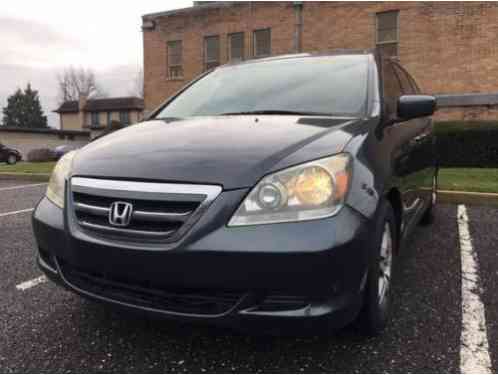 2005 Honda Odyssey EX 4dr Mini Van