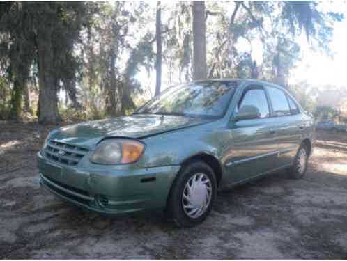 Hyundai Accent GLS Sedan 4-Door (2005)