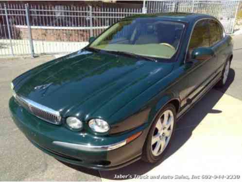 2005 Jaguar X-Type --