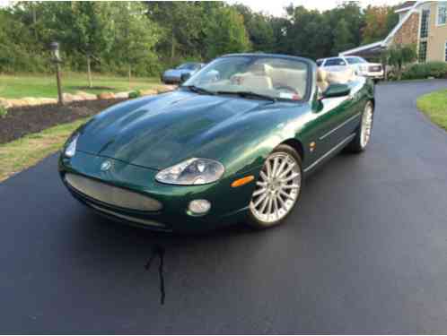 Jaguar XK XKR (2005)