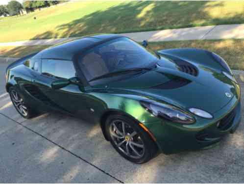 Lotus Elise Base Convertible 2-Door (2005)