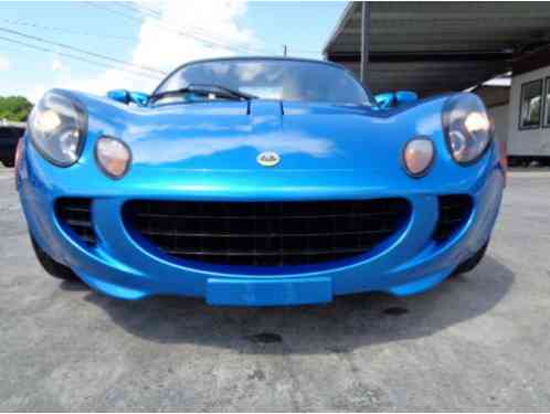 Lotus Elise Base Convertible 2-Door (2005)