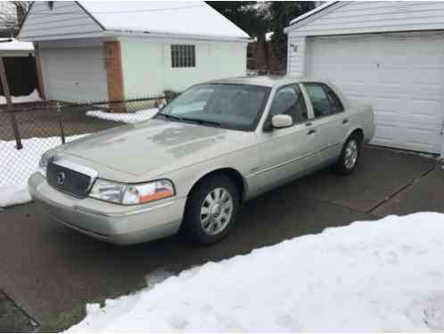 Mercury Grand Marquis Ultimate (2005)