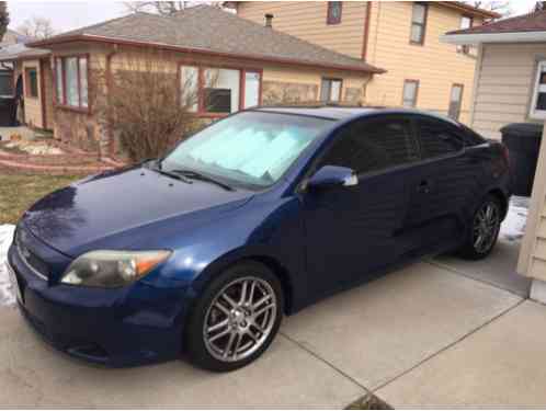 Scion tC (2005)