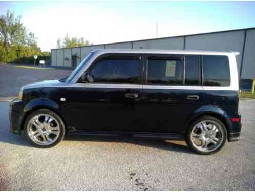 Scion xB (2005)