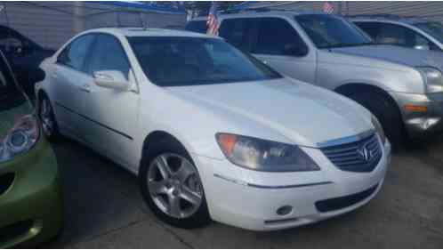 Acura RL Base Sedan 4-Door (2006)