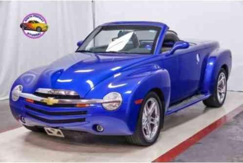 Chevrolet SSR 6. 0L V8 Chrome (2006)