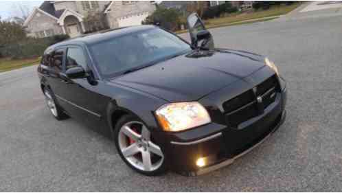 Dodge Magnum SRT-8 (2006)