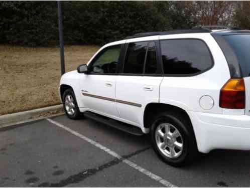 GMC Envoy SLT Sport Utility 4-Door (2006)