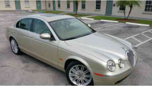 Jaguar S-Type (2006)