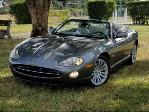 Jaguar XK8 XK8 CONVERTIBLE (2006)