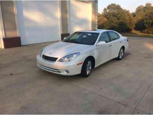 Lexus ES Base Sedan 4-Door (2006)