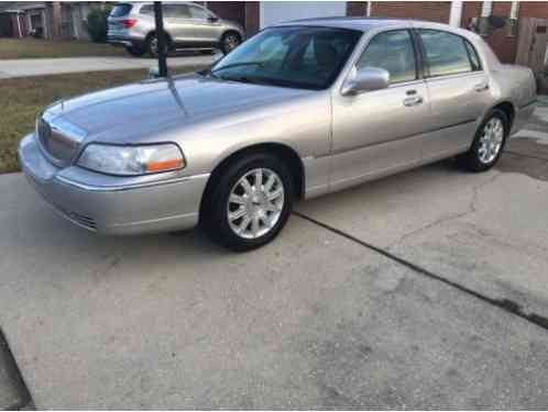 Lincoln Town Car Signature Limited (2006)