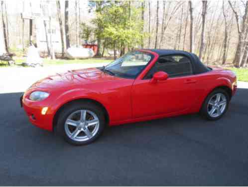 Mazda MX-5 Miata (2006)