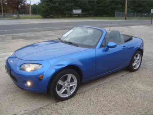 2006 Mazda MX-5 Miata Convertible Salvage Rebuildable Repairable