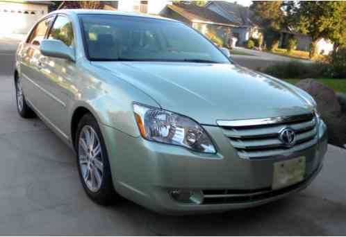 2006 Toyota Avalon Limited Sedan 4-Door