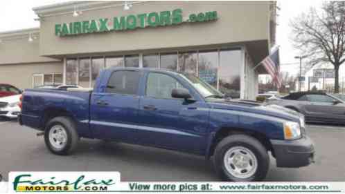 Dodge Dakota ST 4X4 QUAD CAB LOW (2007)