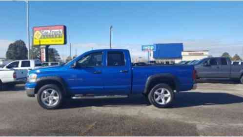 Dodge Ram 1500 ST Quad Cab 4WD (2007)