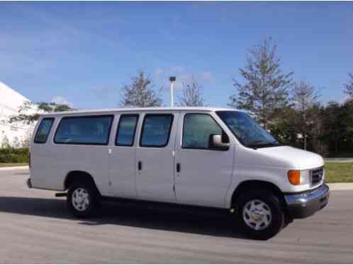 Ford E-Series Van 15 Passenger FL (2007)