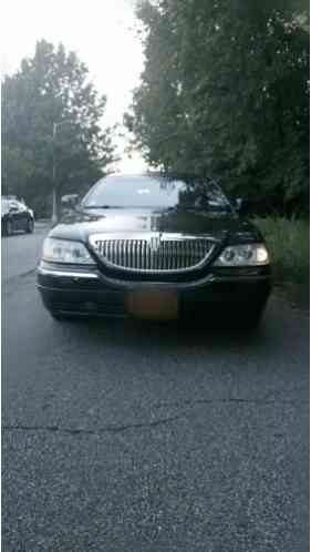 Lincoln Town Car Executive L (2007)