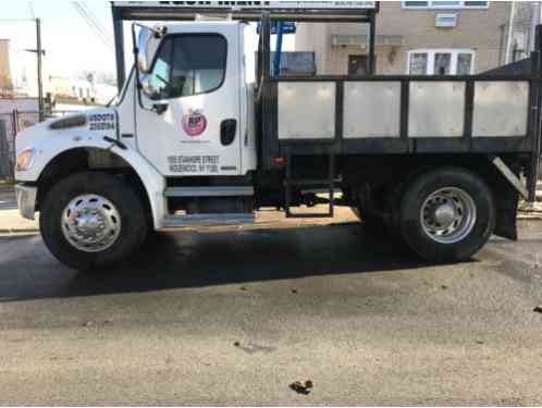2007 Other Makes M2 106 Base Straight Truck - Medium Conventional