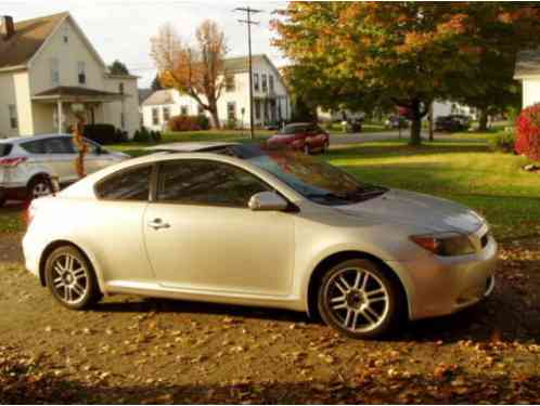 Scion tC Base (2007)