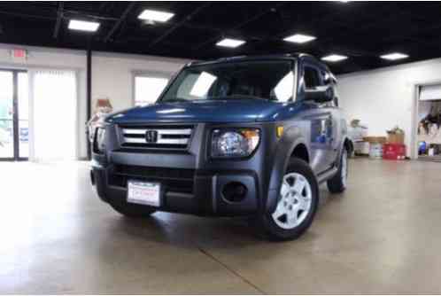 Honda Element LX 2WD AT (2008)