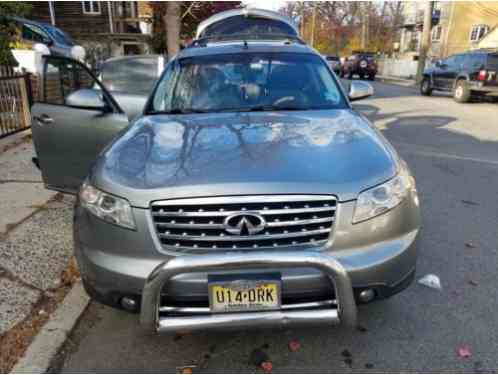 Infiniti FX Premium Sport Utility (2008)