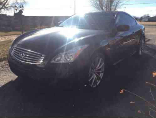 Infiniti G37 Premium Sport (2008)