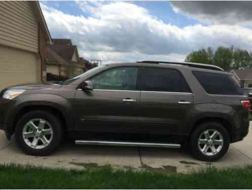 2008 Saturn Outlook XR Sport Utility 4-Door