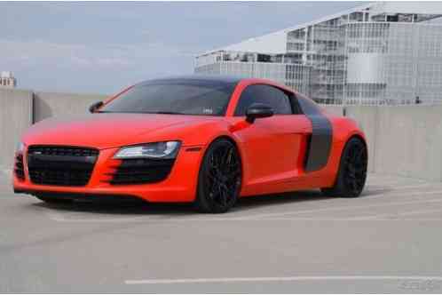 Audi R8 4. 2 (2009)