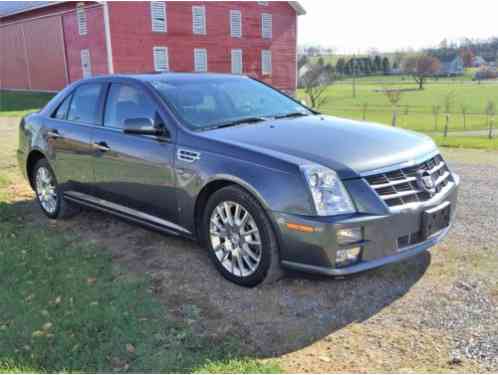 Cadillac STS (2009)