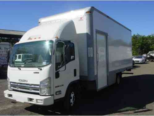 Isuzu NPR HD White (2009)