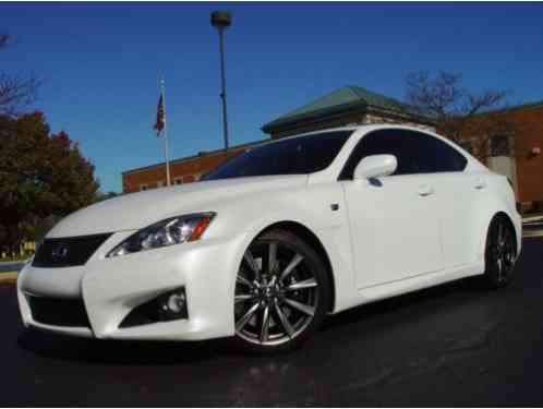 Lexus IS Base Sedan 4-Door (2009)