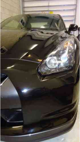 Nissan GT-R PREMIUM (2009)