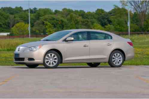 Buick Lacrosse CX Sedan 4-Door (2010)