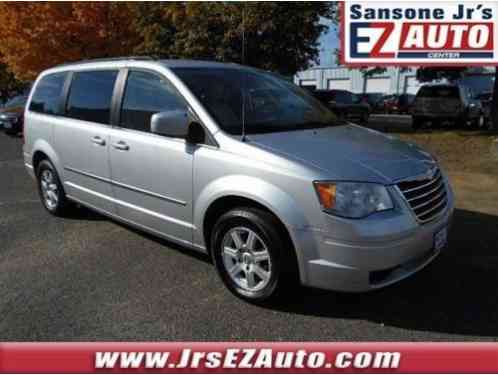 2010 Chrysler Town & Country 4dr Wgn Touring