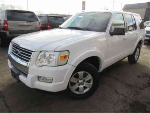 Ford Explorer XLT 4. 0L 2WD (2010)